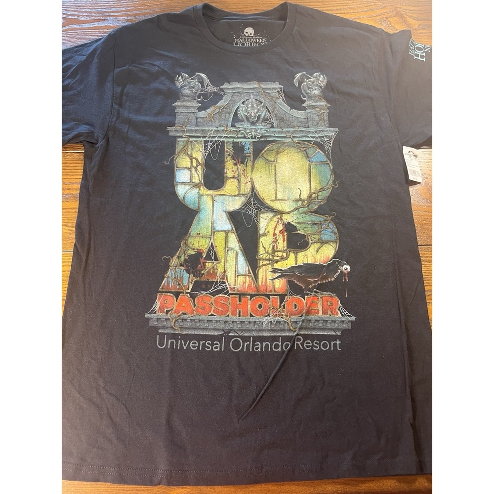 Universal Halloween Horror Nights 2025 HHN UOAP Passholder Black T-Shirt Medium